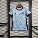 camisa-camiseta-portugal-selecao-selecao-nike-portuguesa-versao-versao-torcedor-feminina-24-25-away-fora-ii-secundaria-2-cr7-cristiano-ronaldo-branca-branco-vermelha-vermelho-azul_1