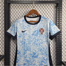 camisa-camiseta-portugal-selecao-selecao-nike-portuguesa-versao-versao-torcedor-feminina-24-25-away-fora-ii-secundaria-2-cr7-cristiano-ronaldo-branca-branco-vermelha-vermelho-azul_6
