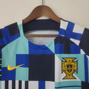 camisa-camiseta-portugal-selecao-selecao-portuguesa-nike-versao-versao-torcedor-masculina-2022-treino-training-formas-paises-azul-branca-branco-cr7-cristiano-ronaldo_8
