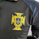 camisa-camiseta-portugal-selecao-selecao-portuguesa-versao-versao-jogador-masculina-22-23-edicao-edicao-especial-polo-preta-preto-amarela-amarelo-cr7-cristiano-ronaldo_5
