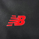 camisa-camiseta-rb-bragantino-red-bull-new-balance-nb-versao-versao-torcedor-masculina-23-24-third-away-fora-iii-terceira-3-preta-preto-branca-branco-vermelha-vermelho_1