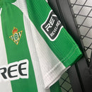 camisa-camiseta-real-betis-hummel-gree-versao-torcedor-masculina-25-26-home-casa-i-principal-1-branca-branco-verde-preta-preto_5