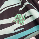 camisa-camiseta-real-betis-hummel-gree-versao-torcedor-masculina-25-26-third-away-fora-iii-terceira-3-branca-branco-verde-preta-preto_4