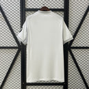 camisa-camiseta-real-madrid-adidas-emirates-fly-better-versao-torcedor-masculina-25-26-home-casa-i-principal-1-branca-branco-preta-preto-amarela-amarelo_7