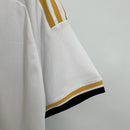 camisa-camiseta-real-madrid-adidas-emirates-fly-better-versao-versao-torcedor-masculina-23-24-home-casa-principal-i-branca-branco-amarela-amarelo_4