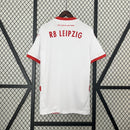 camisa-camiseta-red-bull-rb-leipzig-puma-versao-versao-torcedor-masculina-24-25-home-casa-i-principal-1-vermelha-vermelho-branca-branco_6