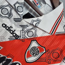 camisa-camiseta-river-plate-quilmes-adidas-versao-versao-retro-retro-torcedor-masculina-95-96-home-casa-i-principal-1-vermelha-branca-vermelho-branco_8
