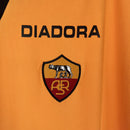 camisa-camiseta-roma-diadora-versao-versao-torcedor-masculina-05-06-home-casa-1-i-principal-laranja-vermelha-vermelho-preta-preto-retro-retro_5