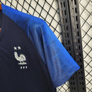 camisa-camiseta-selecao-selecao-francesa-franca-franca-nike-versao-versao-torcedor-masculina-2018-home-casa-i-principal-1-azul-branca-branco-vermelha-vermelho-retro-retro_9