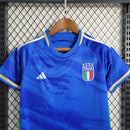 camisa-camiseta-selecao-selecao-italiana-italia-italia-adidas-versao-versao-torcedor-conjunto-infantil-shorts-23-24-home-casa-i-principal-1-azul-verde-vermelha-vermelho-branca-branco_de0cdbf4-3910-48cd-9244-6c461fdab599