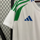 camisa-camiseta-selecao-selecao-italiana-italia-italia-adidas-versao-versao-torcedor-masculina-24-25-away-fora-ii-secundaria-2-azul-verde-vermelha-vermelho-branca-branco_7