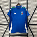 camisa-camiseta-selecao-selecao-italiana-italia-italia-adidas-versao-versao-torcedor-masculina-24-25-home-casa-i-principal-1-azul-verde-vermelha-vermelho-branca-branco_1