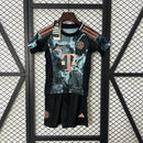 camisa-camiseta-shorts-bayern-munchen-adidas-T-versao-versao-torcedor-conjunto-infantil-kids-24-25-away-fora-ii-secundaria-2-preta-preto-azul-vermelha-vermelho_1