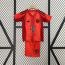camisa-camiseta-shorts-bayern-munchen-adidas-T-versao-versao-torcedor-conjunto-infantil-kids-24-25-home-casa-i-principal-1-vermelha-vermelho-preta-preto_1