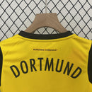 camisa-camiseta-shorts-borussia-dortmund-puma-1_1-versao-versao-torcedor-conjunto-infantil-kids-24-25-home-casa-i-principal-1-amarela-amarelo-preta-preto_3