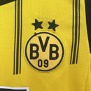 camisa-camiseta-shorts-borussia-dortmund-puma-1_1-versao-versao-torcedor-conjunto-infantil-kids-24-25-home-casa-i-principal-1-amarela-amarelo-preta-preto_7