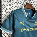 camisa-camiseta-shorts-olympique-marseille-puma-cmacgm-versao-versao-torcedor-conjunto-infantil-kids-24-25-away-fora-ii-secundaria-2-azul-dourada-dourado_5