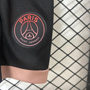 camisa-camiseta-shorts-paris-saint-germain-psg-jordan-qatar-airways-versao-versao-torcedor-conjunto-infantil-kids-24-25-third-away-fora-iii-terceira-3-bege-preta-pret