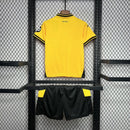 camisa-camiseta-shorts-wolverhampton-wolves-debet-sudu-versao-torcedor-conjunto-infantil-kids-24-25-home-casa-i-principal-1-amarela-amarelo-laranja-preta-preto_3