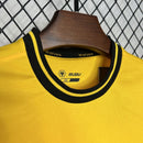 camisa-camiseta-shorts-wolverhampton-wolves-debet-sudu-versao-torcedor-conjunto-infantil-kids-24-25-home-casa-i-principal-1-amarela-amarelo-laranja-preta-preto_6