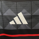 camisa-camiseta-union-berlin-adidas-versao-versao-torcedor-masculina-24-25-away-fora-ii-secundaria-2-vermelha-branco-branca-vermelho-preta-preto-cinza_5