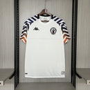 camisa-camiseta-vasco-da-gama-kappa-versao-torcedor-masculina-24-25-treino-pre-jogo-respeito-igualdade-inclusao-preta-preto-branca-branco-azul-laranja_1