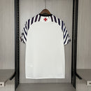 camisa-camiseta-vasco-da-gama-kappa-versao-torcedor-masculina-24-25-treino-pre-jogo-respeito-igualdade-inclusao-preta-preto-branca-branco-azul-laranja_9
