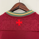 camisa-camiseta-vasco-da-gama-kappa-versao-versao-torcedor-feminina-22-23-edicao-edicao-especial-vinho-roxo-roxa-dourada-dourado-payet_9