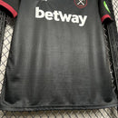 camisa-camiseta-west-ham-united-umbro-betway-versao-torcedor-masculina-24-25-third-away-fora-iii-terceira-3-vinho-azul-branca-branco-preta-preto_3